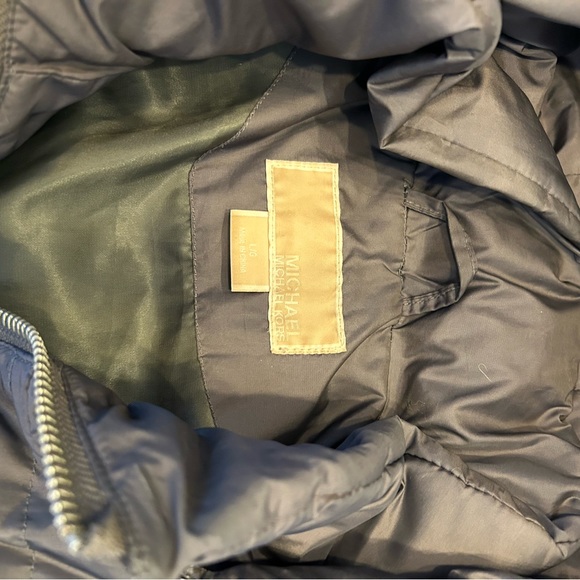 Michael Kors winter coat w/ real fur trim - Picture 2 of 6